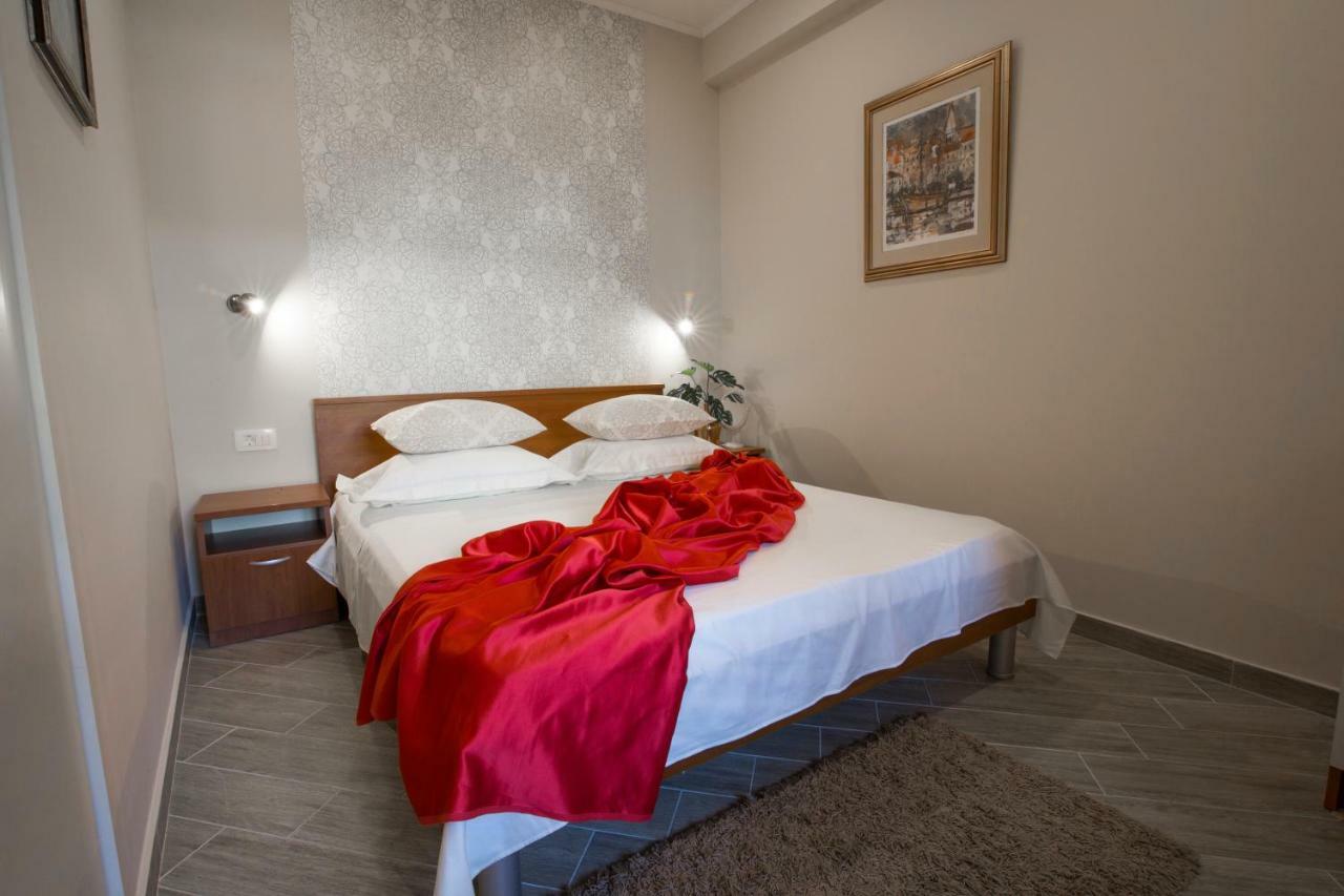 Apartments Smokva Makarska Dış mekan fotoğraf